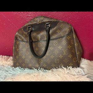 Lv purse